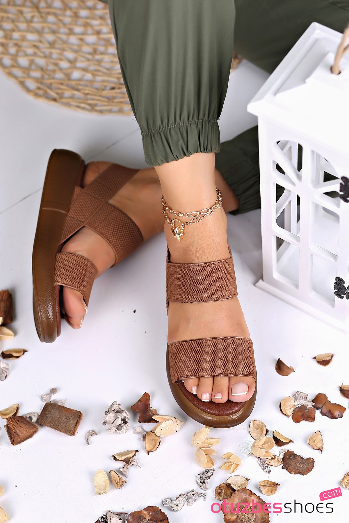 Kista Likralı Lastik Detay Kadın Sandalet Taba