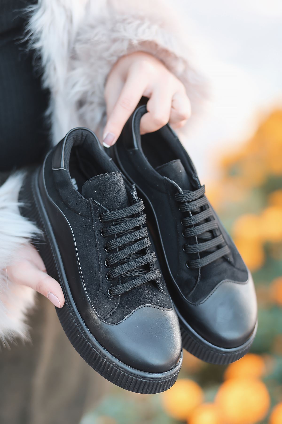 Dorris Bağcık Detaylı Süet Parçalı Siyah Kadın Sneaker