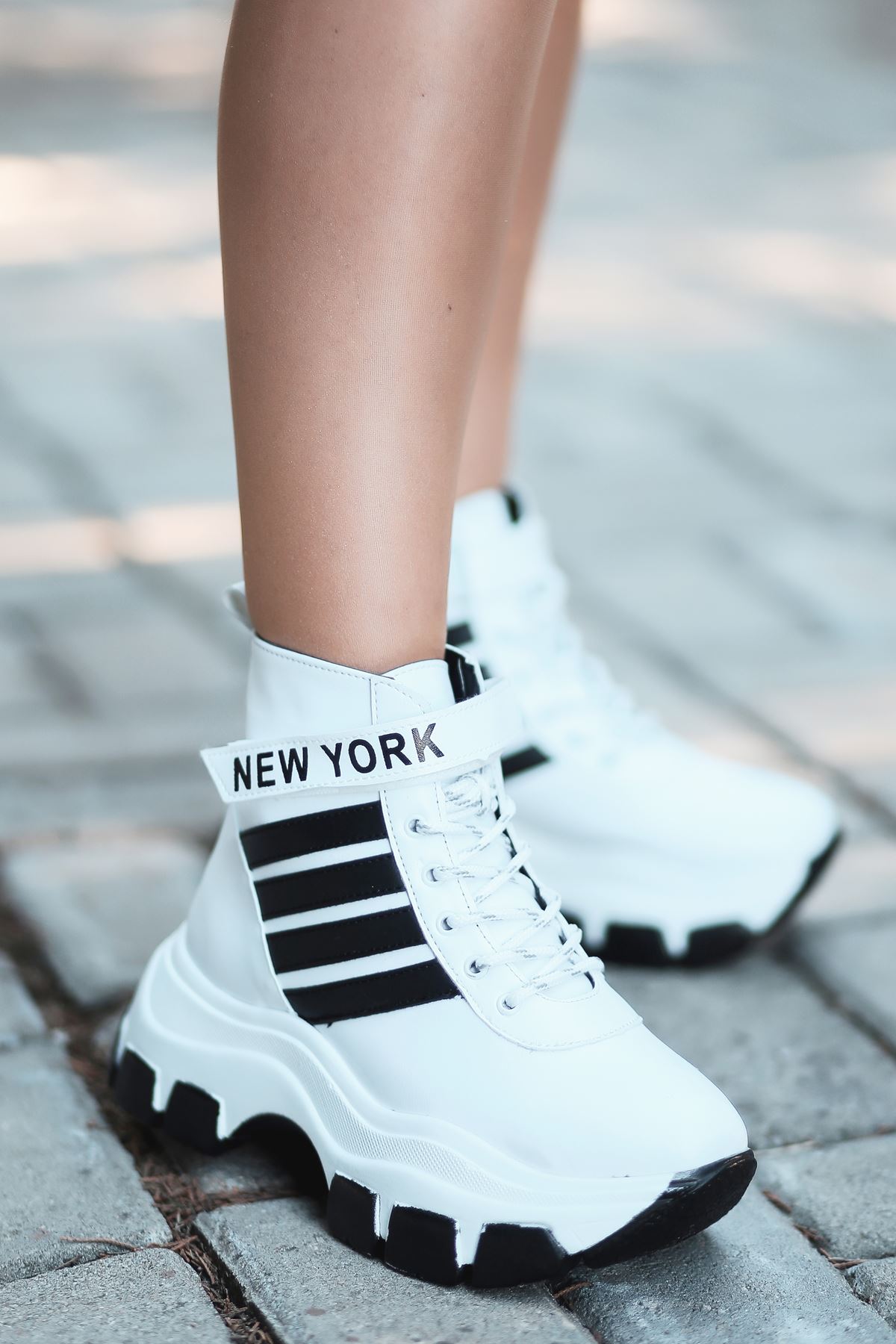 New York  Mat Deri Yazı Detay Spor Ayakkabı Beyaz ST 