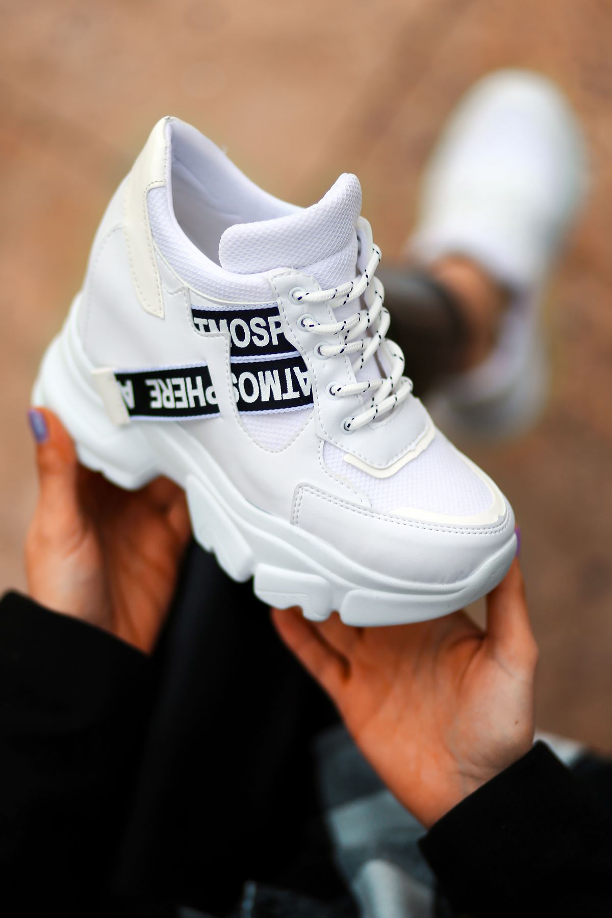 Pher Bağcık Detaylı Yüksek Taban Beyaz Kadın Spor Ayakkabı