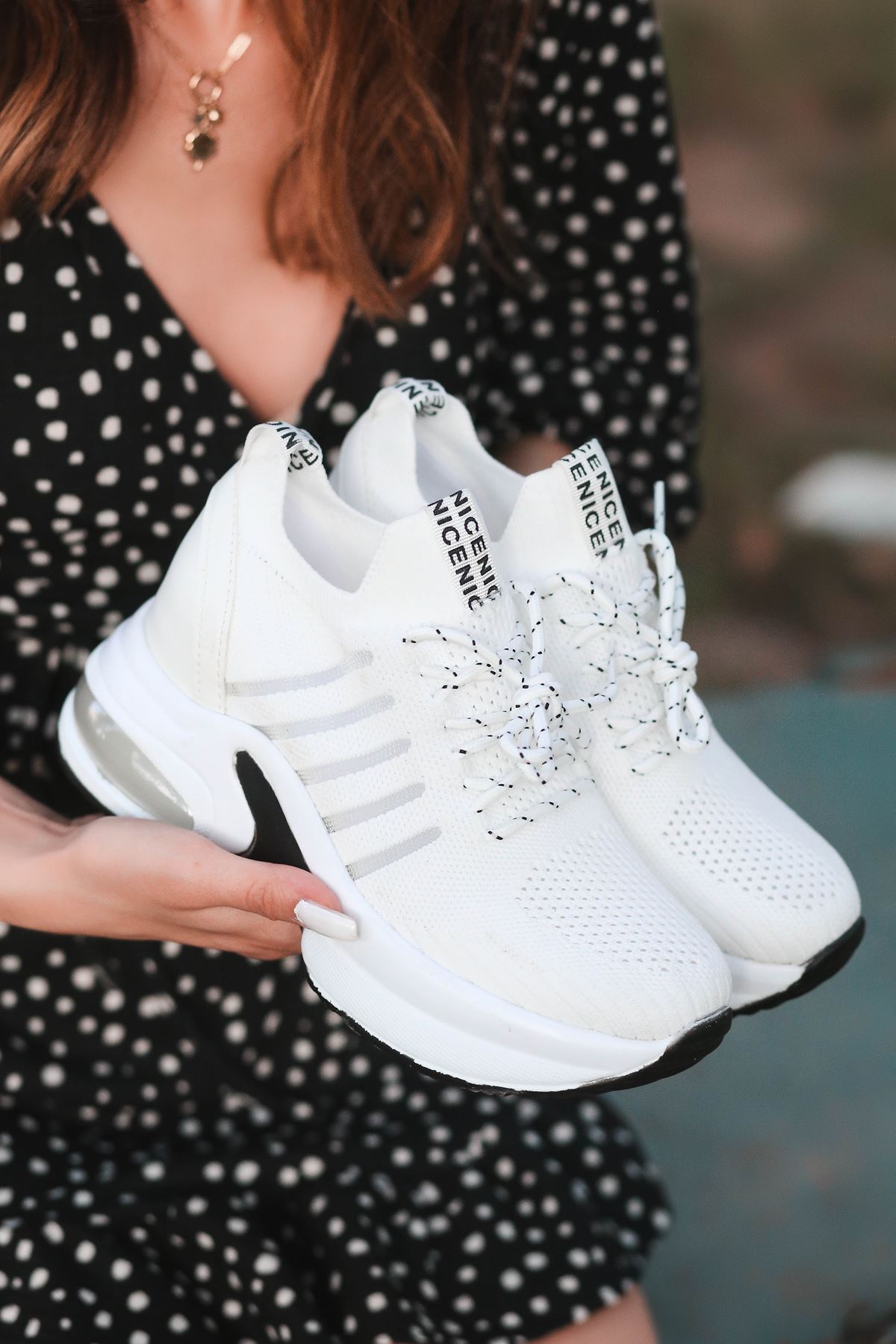 Loli Hava Tabanlı Triko File Detay Beyaz Kadın Spor Ayakkabı