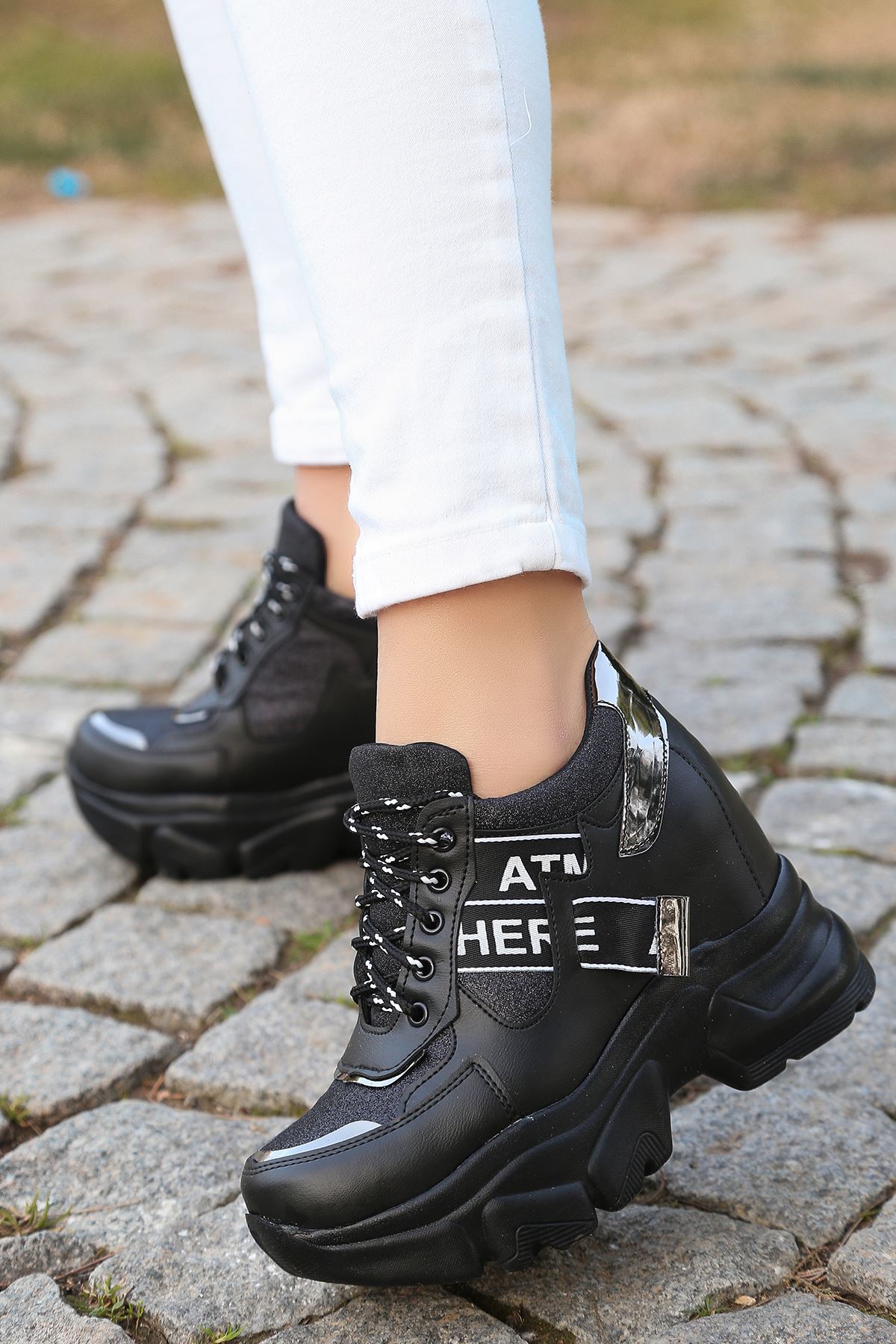 Anton Mat Deri Siyah Sim Detaylı Bağcıklı Yüksek Taban Kadın Spor Ayakkabı 