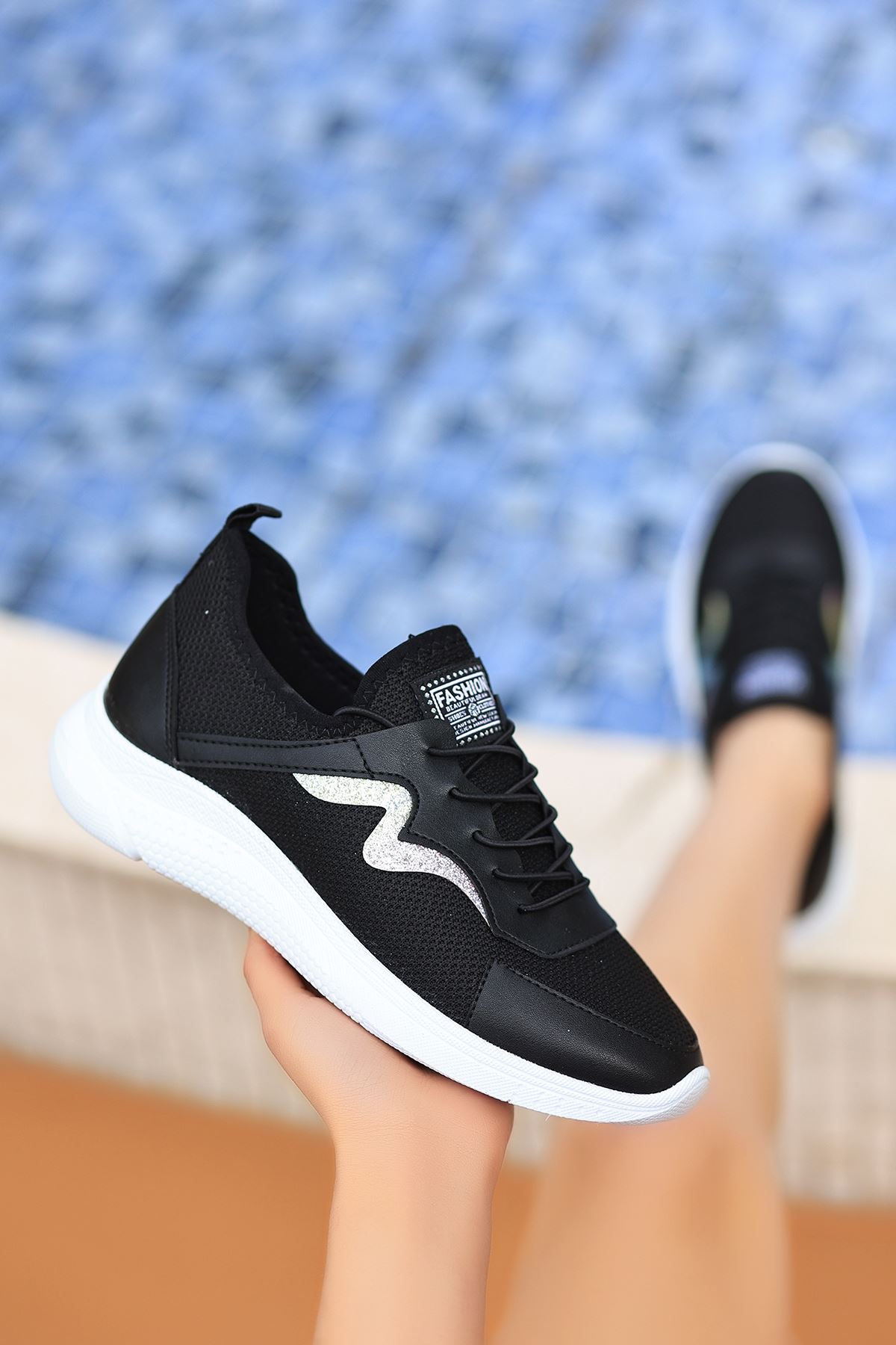 Pasco Bağcık Detaylı Triko Siyah Simli Kadın Spor Ayakkabı