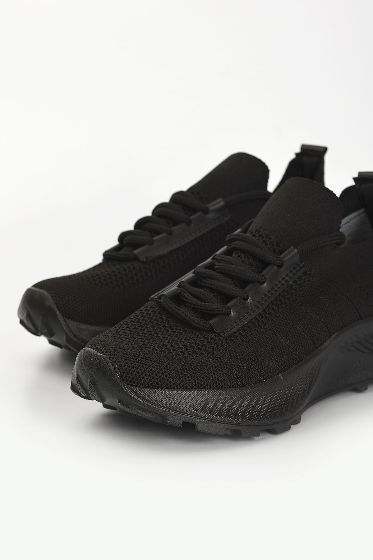 Bolonya Bağcık Detay Triko Kadın Spor Ayakkabı Siyah