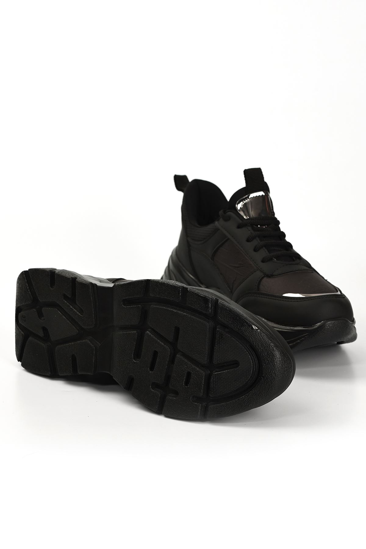 Baby Paraşüt Detaylı Bağcıklı Kadın Spor Ayakkabı Siyah