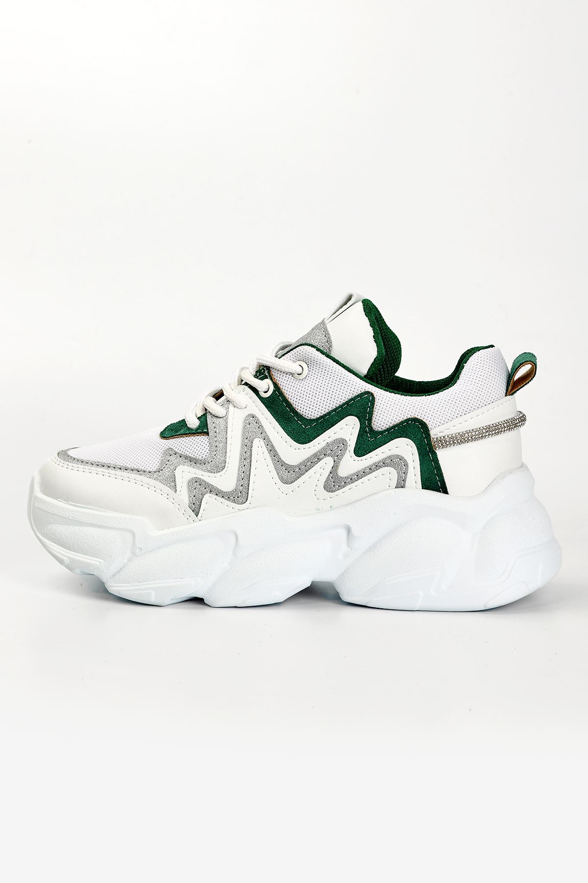 Osila Yeşil Parçalı Bağcık Detaylı Beyaz Kadın Spor Ayakkabı