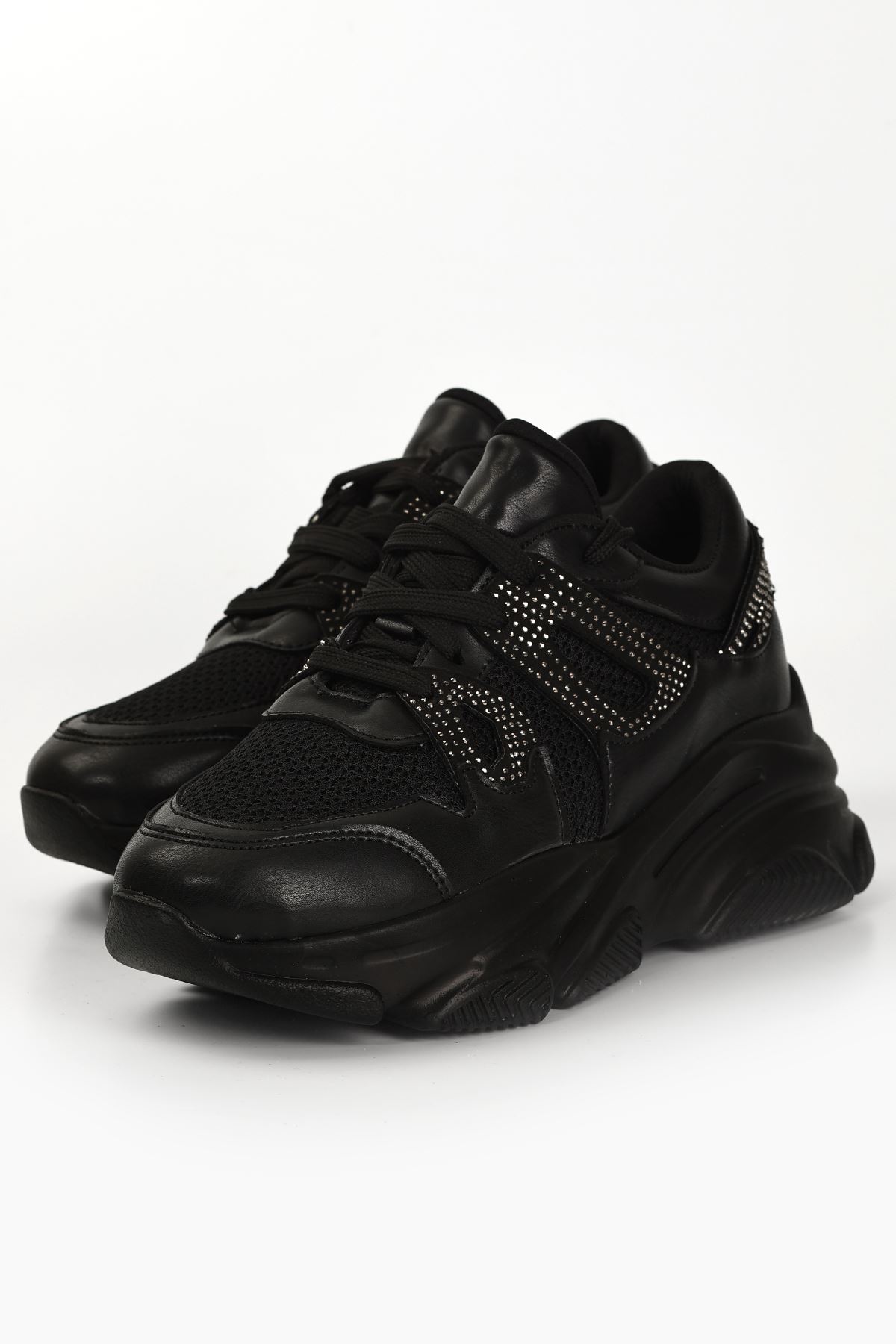 Nexxon Taş Detaylı Bağcıklı Kadın Spor Ayakkabı Siyah
