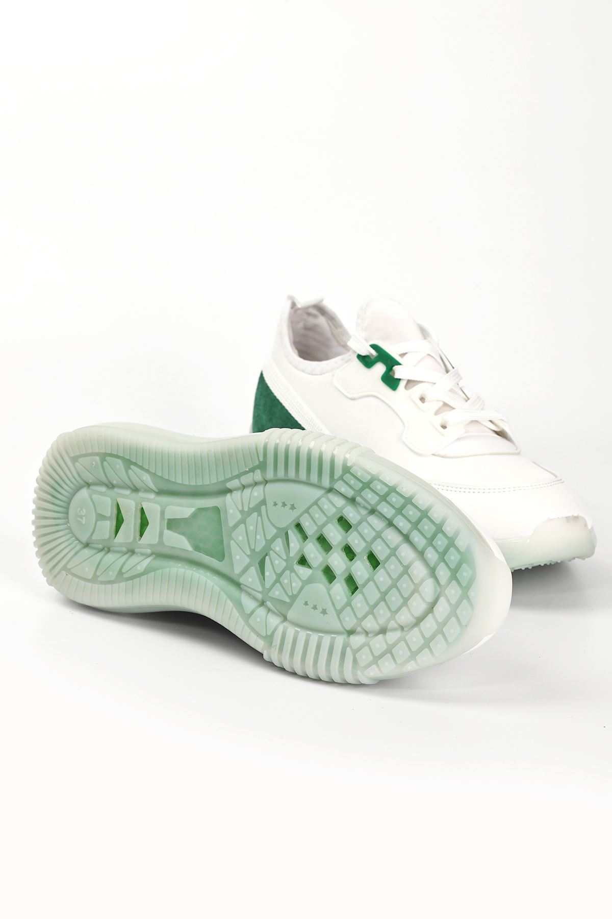 Doga Yeşil Parçalı Hava Taban Detaylı Kadın Spor Ayakkabı Beyaz