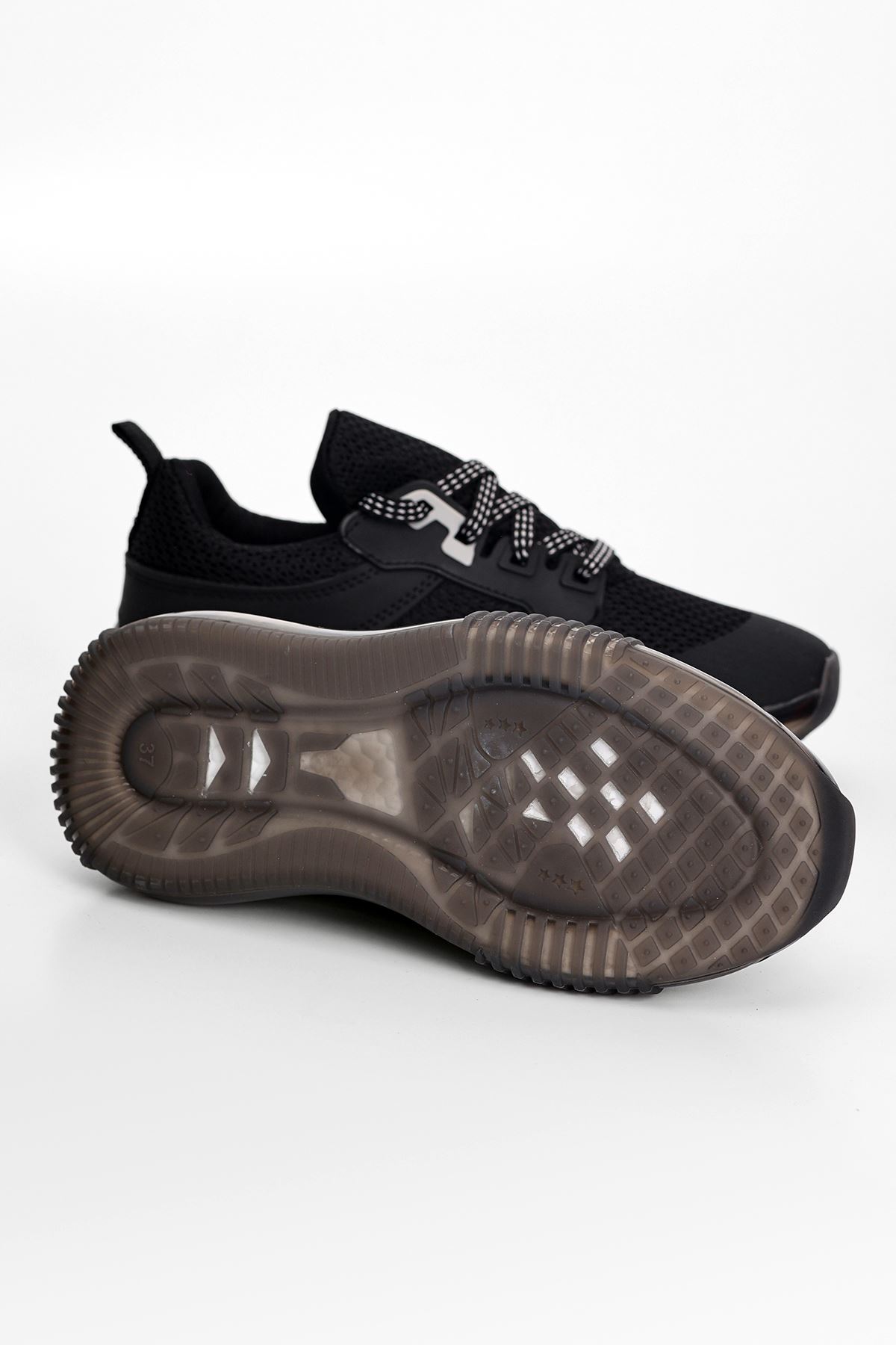 Doga Hava Taban Detaylı Kadın Spor Ayakkabı Siyah