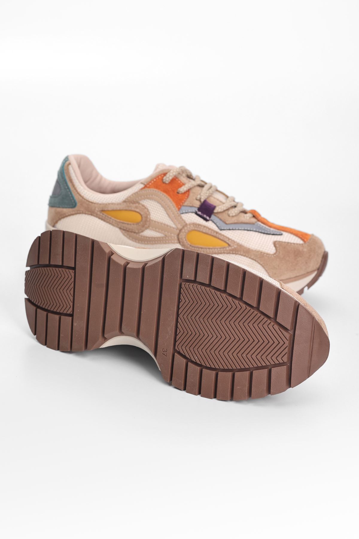 Hoven File Detaylı Bağcıklı Kadın Spor Ayakkabı Taba