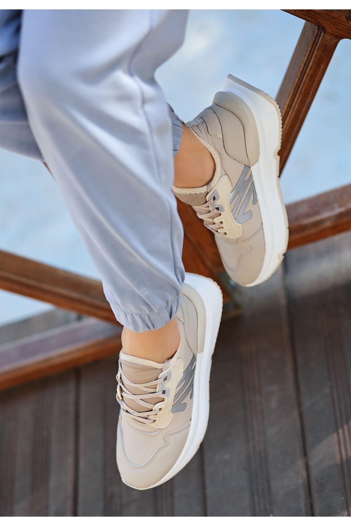 Salamanca Mat Deri Fileli Bağcıklı Kadın Sneakers Spor Ayakkabı Ten