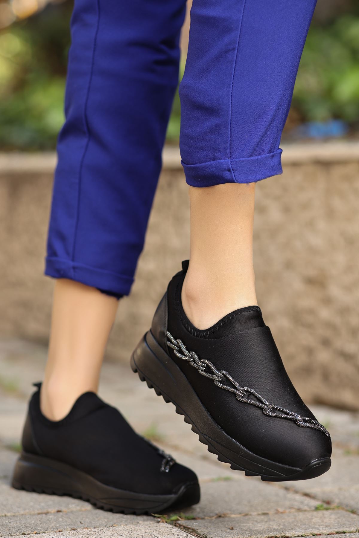 Otto Taş Detaylı Kadın Spor Ayakkabı Siyah