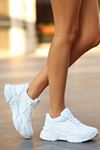 Skorens Beyaz Bağcıklı Yüksek Dolgu Topuk Kadın Spor Ayakkabı 